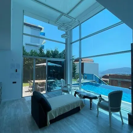 Inciteras - Alanya'da Muestakil * 알란야